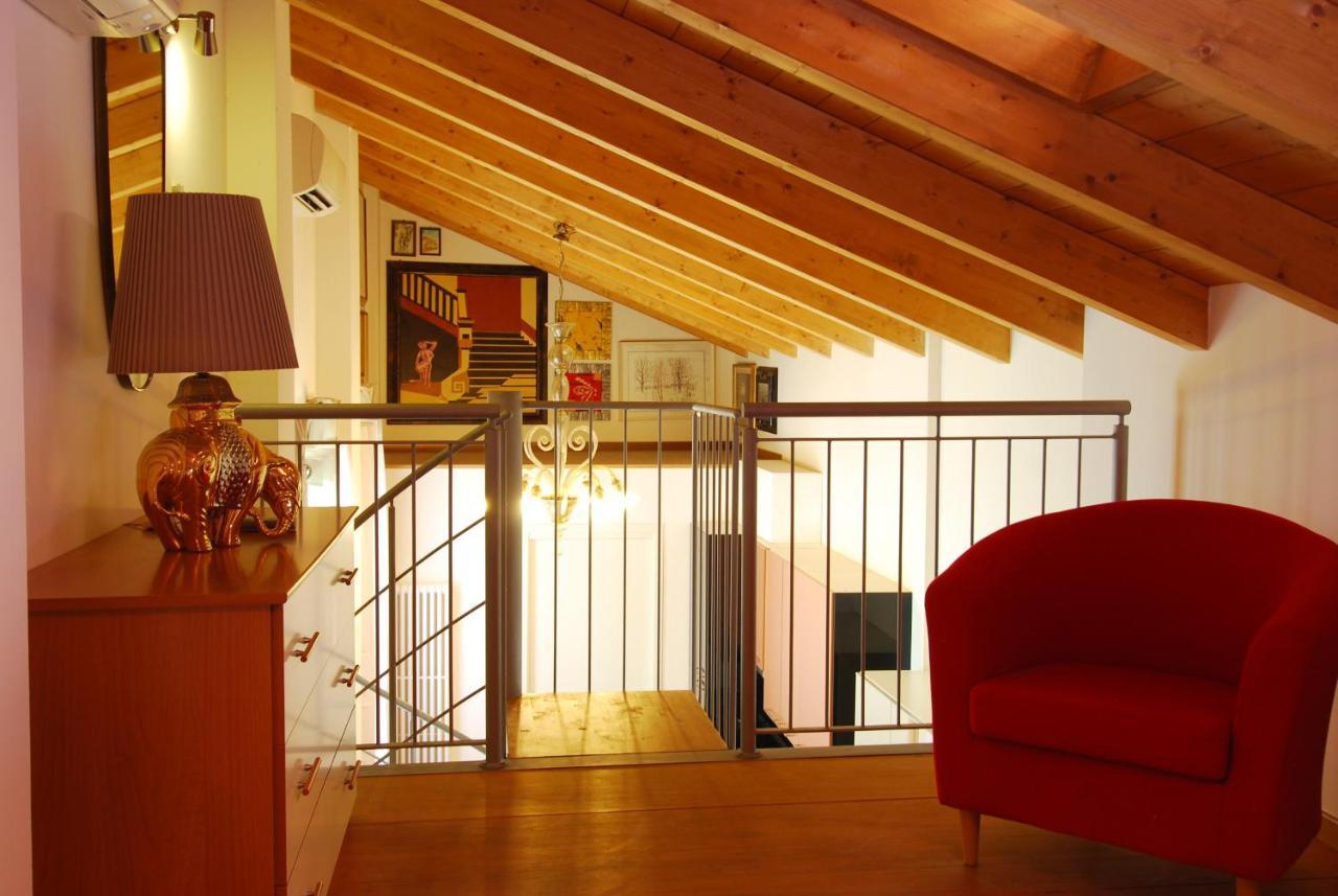 Ferienwohnung GetTheKey Boldrini Lofts Bologna Zimmer foto